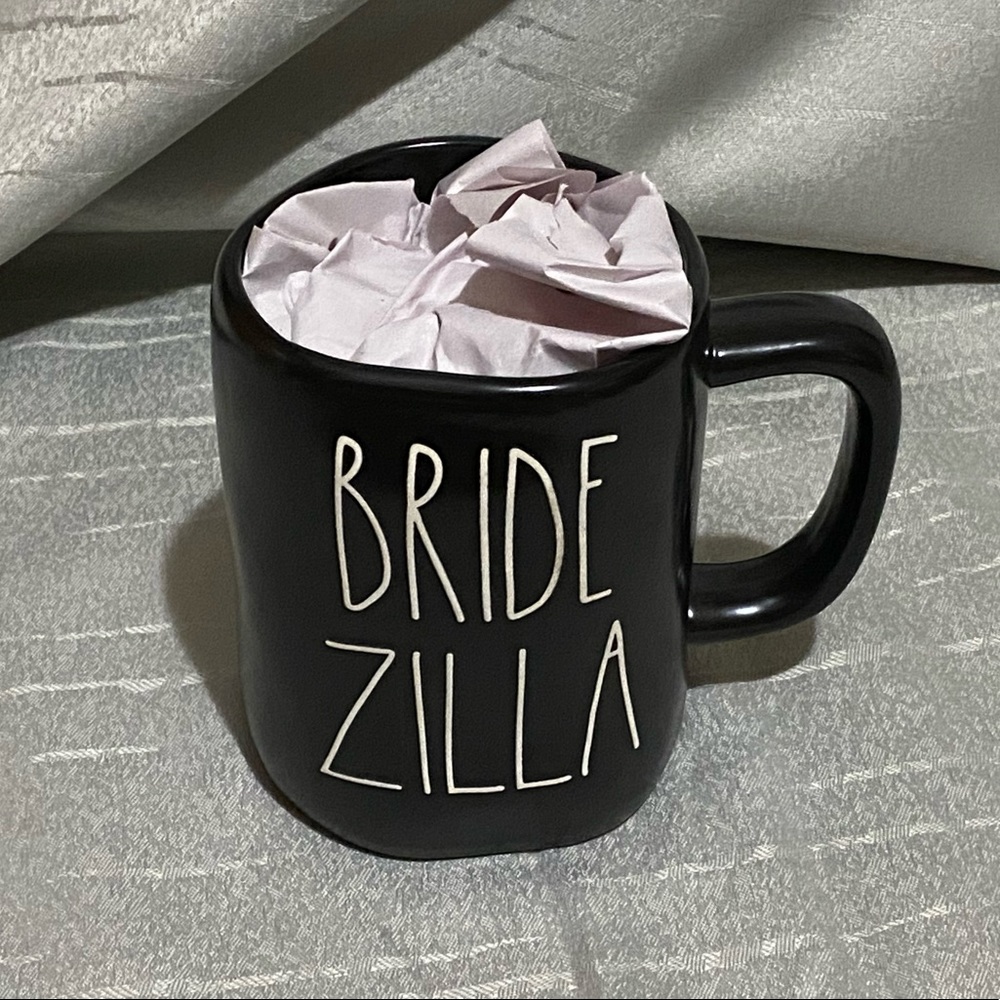 👰‍♀️ BRIDEZILLA MUG